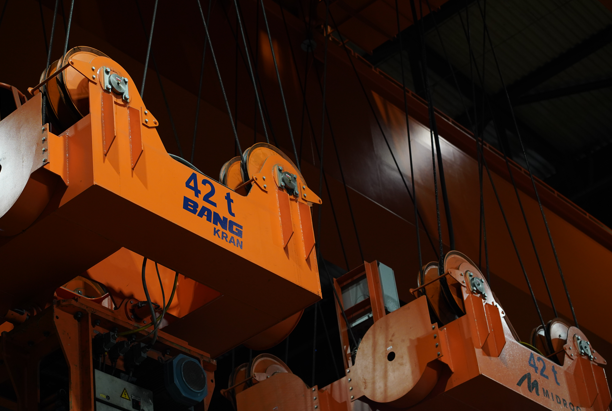 cranes & lifting