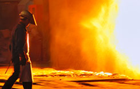 Steel worker working in a foundry